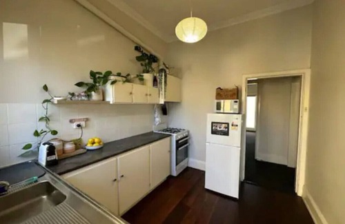 Fremantle Apartment | Brilliant Apt by Rottnest Ferry and Fremantle Oval