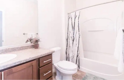 North Logan Apartment | Brilliant, Modern Apartment in North Logan!
