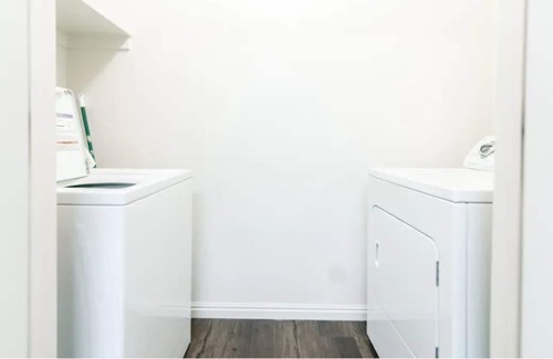 North Logan Apartment | Brilliant, Modern Apartment in North Logan!