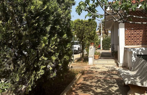 Carini Villa | Bring the family to this fantastic accommodation with plenty of room for fun