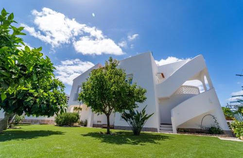 Lagos Apartment | Brisa do Mar - Apartments - T1 with Garden & AC near the Sea, Lagos