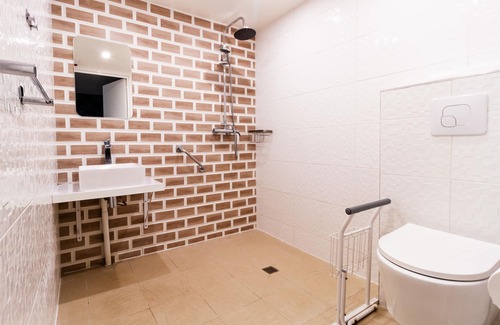 Barentin Hotel | Brit Hotel Rouen Barentin