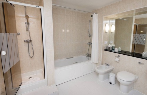 Hook Hotel | Britannia Basingstoke Country Hotel & Spa