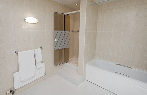 Hook Hotel | Britannia Basingstoke Country Hotel & Spa