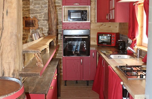 Rosporden House | Brittany cottage "Tal ar Galonn" 4 to 10 people, welcome to the riders