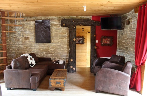 Rosporden House | Brittany cottage "Tal ar Galonn" 4 to 10 people, welcome to the riders
