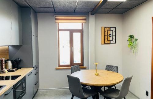 Teika Apartment | BRIVIBAS RESIDENCE - WEST/EAST, free PRIVAT parking, free WIFI, self check-in