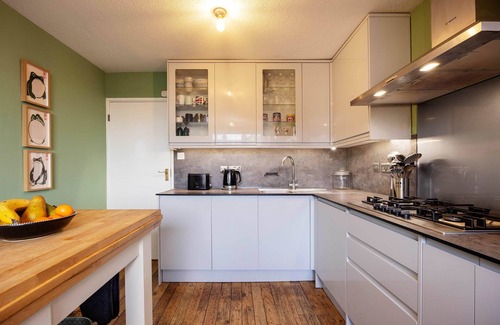 Coldharbour House | Brixton Rooftops, by Veeve