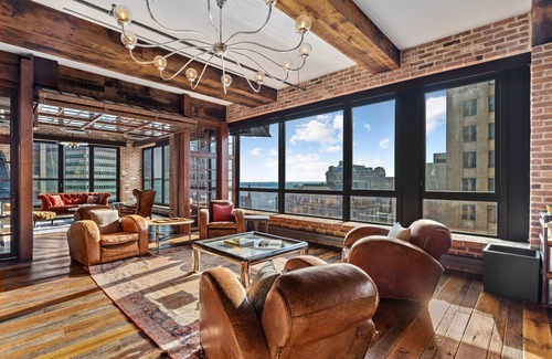 Financial District Apartment | Broad Place by RoveTravel | 2BR PH w/Sauna & Views