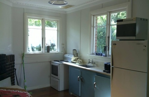 Dunedin House | Broadbay paradise, ever changing harbour views