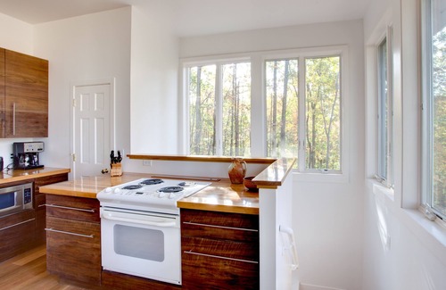Cobham House | Broadhead Mountain Retreat | 2 Bedroom, 2 Bath
