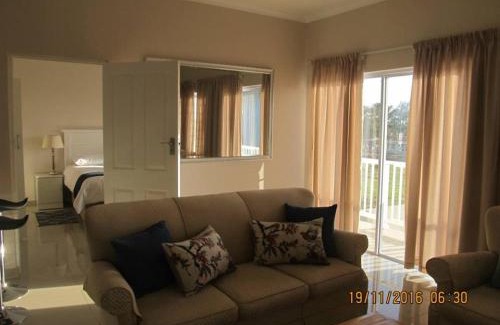 Durban North Apartment | Broadway Bay Accommodation