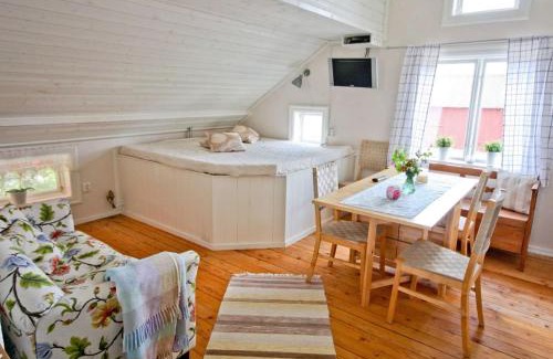 Nykoping House | Broby Bed & Breakfast