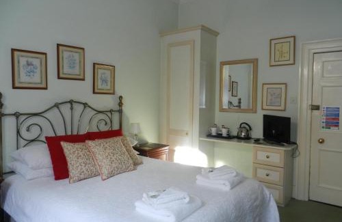 Upper Town House | Brocks
