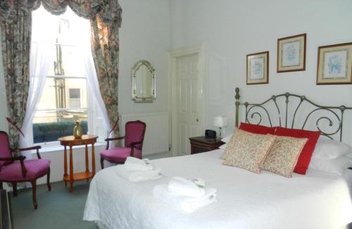 Upper Town House | Brocks