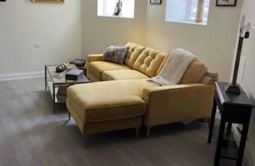 Bronzeville Apartment | Bronzeville Garden Unit with beautiful side yard