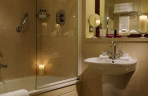 Kenmare Hotel | Brook Lane Hotel