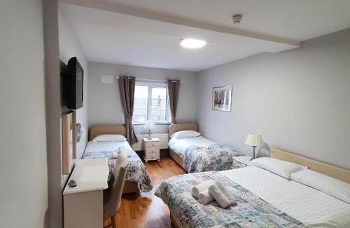Tullamore Bed & Breakfast | Brookville Guesthouse