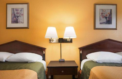 Brookville Hotel | Brookville Inn