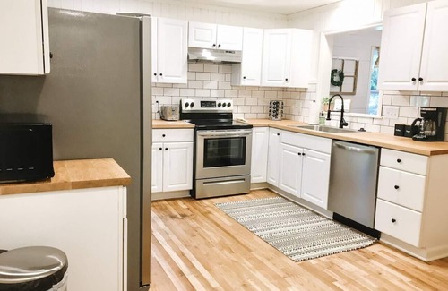 Gastonia House | Brookwood Bungalow