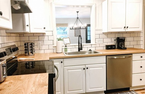 Gastonia House | Brookwood Bungalow