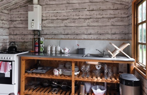 Llanfihangel Tal-y-llyn Cottage | Brown Hare - UK49799