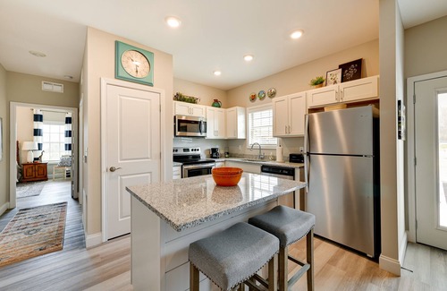 Brownsville Apartment | Brownsville Vacation Rental Near National Park!
