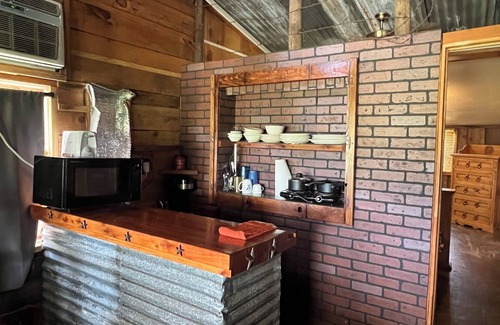 Minden House | Brownwood Cabin @ Yellow Rose Canyon
