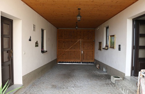 Neundorf Apartment | Brunow vacation apartment "Paula" At home in nature
