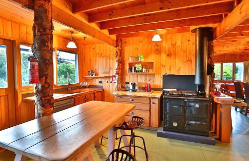 South Bruny House | Bruny Island Lodge
