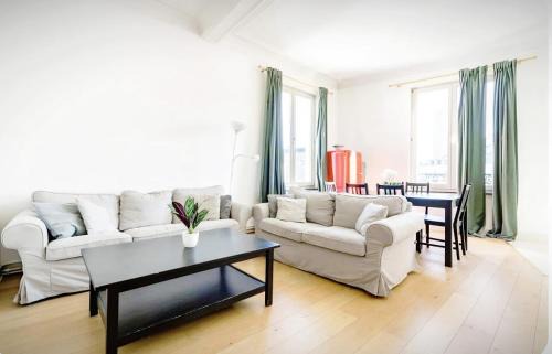 Onze-Lieve-Vrouw-ter-Sneeuw Apartment | Brussels Royal - Freedom Square