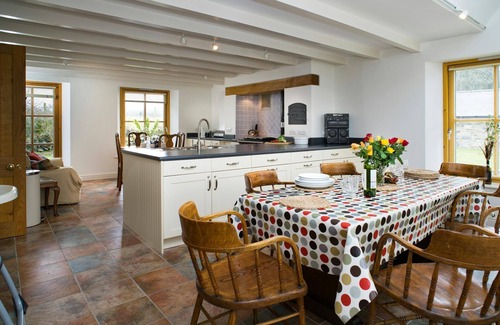 Tregaron Cottage | Bryn Isaf, Tregaron - Two Bedroom Cottage, Sleeps 5