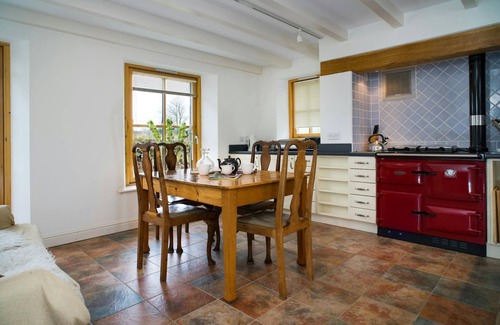 Tregaron Cottage | Bryn Isaf, Tregaron - Two Bedroom Cottage, Sleeps 5