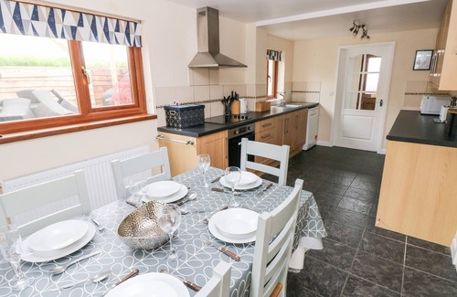 Llangynin Cottage | Brynawel