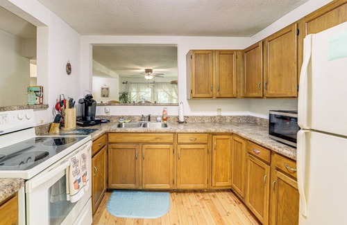 Bryson City Cottage | Bryson City Cottage w/Hot Tub & Waterfall Views!