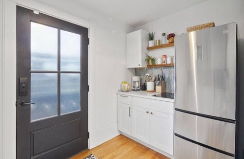East Side Apartment | Buchanan by Minty Living