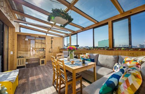 Bucharest Apartment | Bucharest Penthouse with Sauna and Terrace