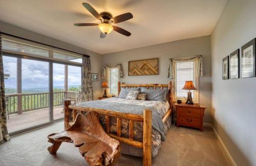 Sugar Mountain Apartment | Bucket List Views Sugar Mountain Private Condo - 2bed, 2bath, Sleeps 6, Panoramic Views of Mountains from Large Deck, Short Drive to Shopping, Restaurants, Cafes & Banner Elk Town
