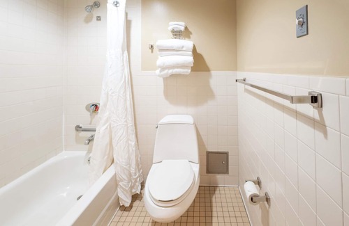 Gays Creek Hotel | Buckhorn Lake State Resort Park