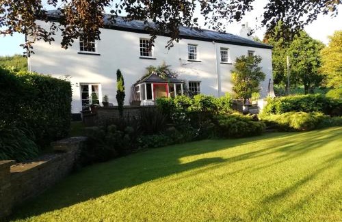 Sidmouth Bed & Breakfast | Buckley Farmhouse B & B