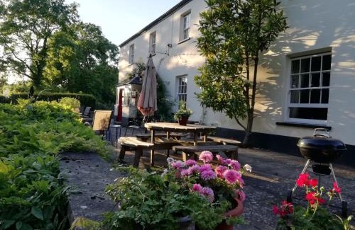 Sidmouth Bed & Breakfast | Buckley Farmhouse B & B