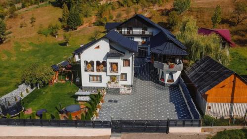 Gura Humorului House | Bucovina Inn