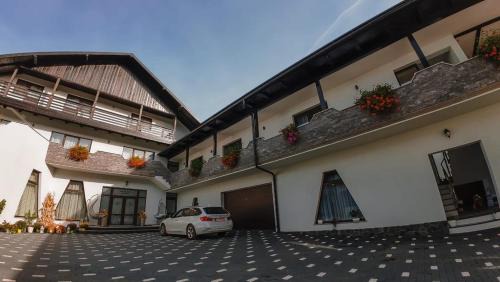 Gura Humorului House | Bucovina Inn
