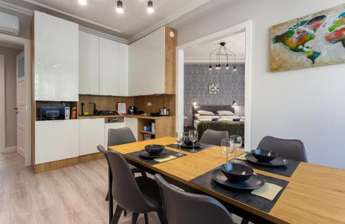 Castle Hill Apartment | Buda Castle Serpentine Apartments