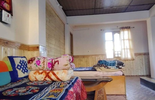Kaza Bed & Breakfast | Buddha Home Stay Kaza
