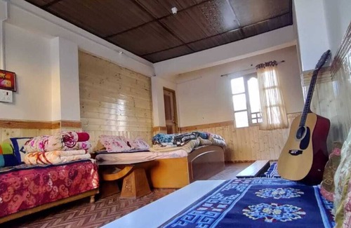 Kaza Bed & Breakfast | Buddha Home Stay Kaza