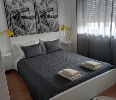 Aveiro House | Buddies Charm Apt - Self Catering