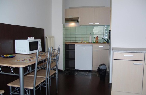 Amandus - Atheneum Apartment | Budget Flats Antwerpen