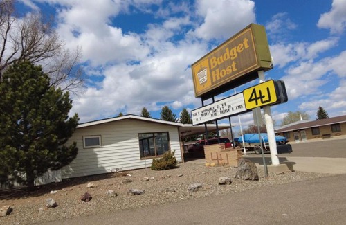 Bowman Hotel | Budget Host 4U Motel
