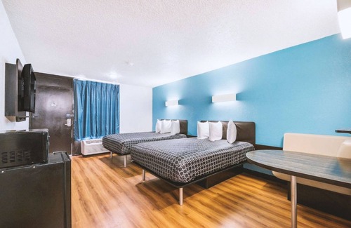 Beeville Hotel | Budget Inn Beeville